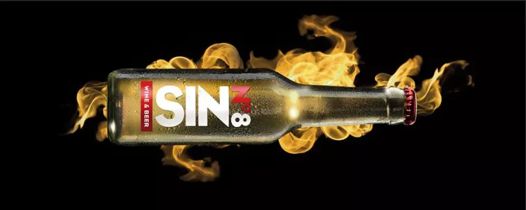Bier und Wein, das ist fein: „SIN No. 8“ – neues „Wein-Bier-Mischgetränk“ Bild: Bier und Wein, das ist fein: „SIN No. 8“ – neues „Wein-Bier-Mischgetränk“