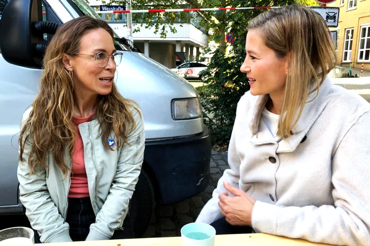 Julia Wege im Interview über ihre Arbeit für die Krimifilmreihe "Polizeiruf 110" Bild: Julia Wege im Interview über ihre Arbeit für die Krimifilmreihe "Polizeiruf 110"