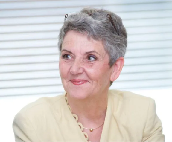 Bild: Johanna Füllgraf neue Leiterin Personalmarketing der KÖNIGSTEINER Creative