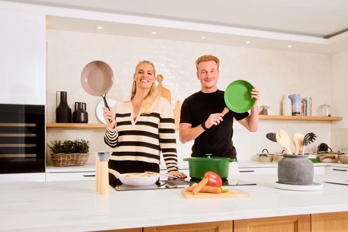Angelina Kirsch und Teun ten Dam von Cook & Pan (© (c)2025 Cook & Pan)