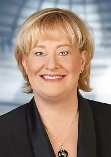 Stefanie Vogelsang - Bundestagswahlkampfveranstaltung für die Senioren von Neukölln Bild: Stefanie Vogelsang - Bundestagswahlkampfveranstaltung für die Senioren von Neukölln
