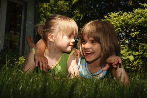 SOS-Kinderdorf in Deutschland braucht „Lichtblicke“ Bild: SOS-Kinderdorf in Deutschland braucht „Lichtblicke“