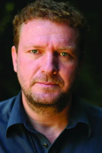 Bild: Verleihung der ethecon Preise 2010: Schmähpreis für BP - Auszeichnung für Elias Bierdel