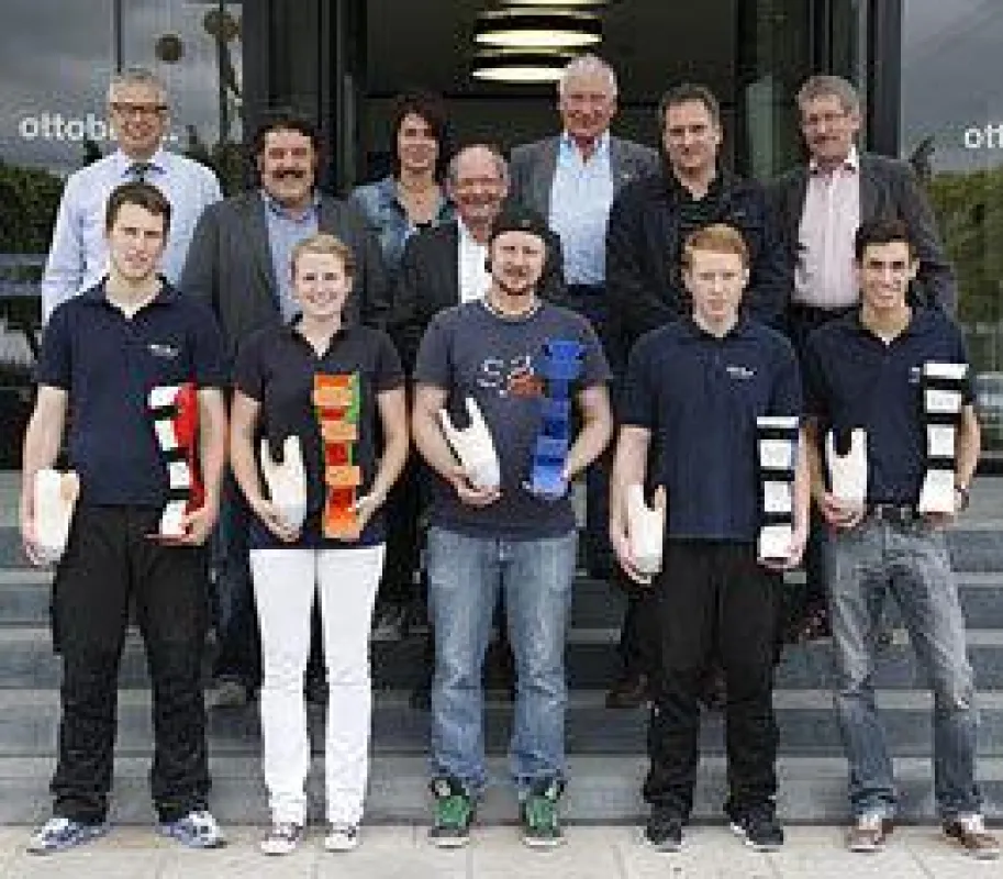 Fünf neue Gesellen punkten vor der Innung für Orthopädie-Technik Niedersachsen/Bremen