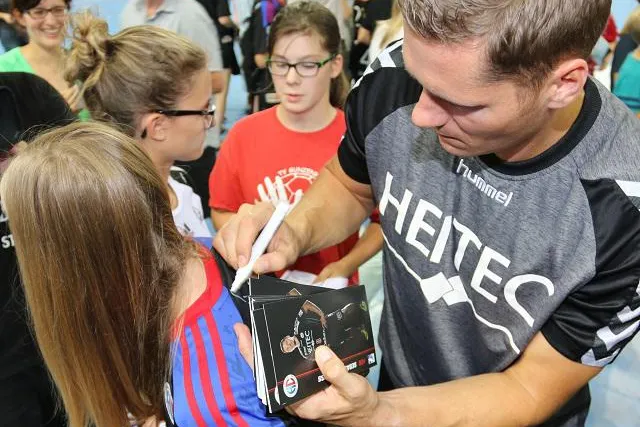 Handball-Bundesliga: HC Erlangen trotzt dem Rekordmeister THW Kiel Bild: Handball-Bundesliga: HC Erlangen trotzt dem Rekordmeister THW Kiel