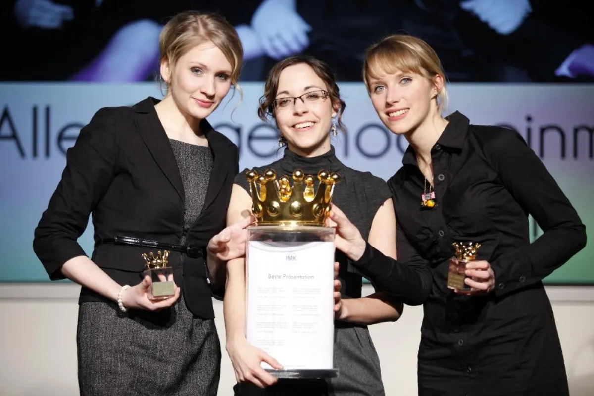 Bildunterschrift: Das Siegerteam: 3 Klang (Ann-Christin Heinrich, Christiane Seeger & Milena Geiger) fotografiert von www.kristofferschwetje.de