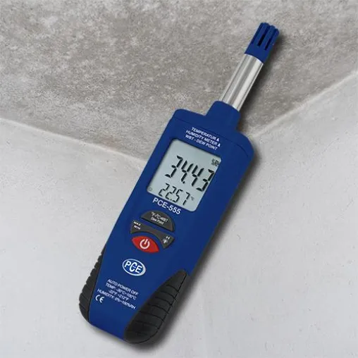 Bild: Der neue Thermo-Hygrometer PCE-555 dem Schimmel auf der Spur