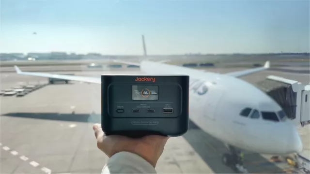 Bild: Die Jackery für die Flugreise: Neue Mini-Powerstation Explorer 100 Plus – kraftvoll, sicher und langlebig