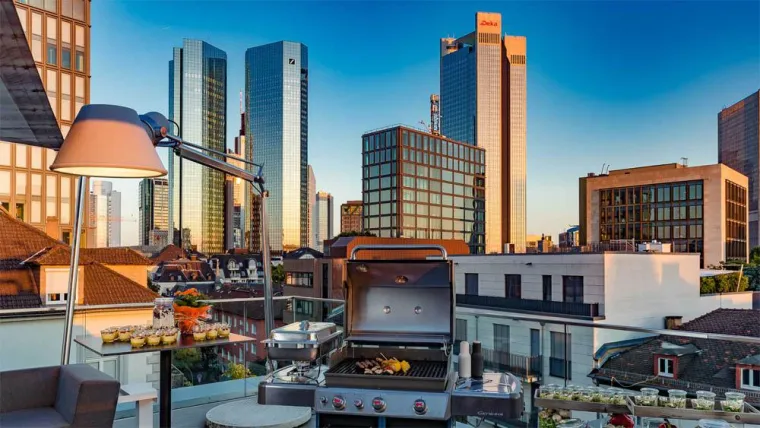 Bild: Eröffnung Pop-Up Location "Rooftop FLOWCATION" Westend