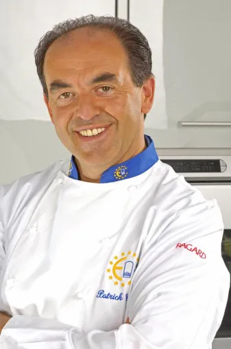 Bild: 2-Sternekoch Patrick Coudert vergibt Produktionsauftrag an kleine Marmeladenmanufaktur