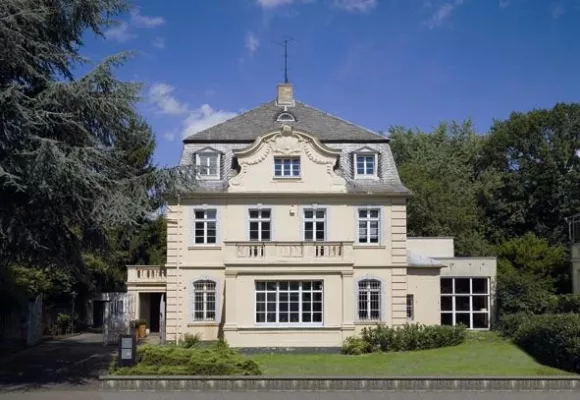 Höchstes Gütesiegel für die EUFH Bild: Höchstes Gütesiegel für die EUFH