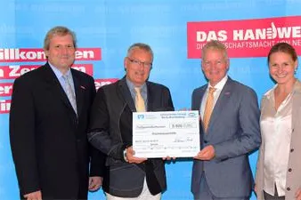 Bild: Zahntechniker-Innung Berlin-Brandenburg unterstützt Hochwasser-Opfer