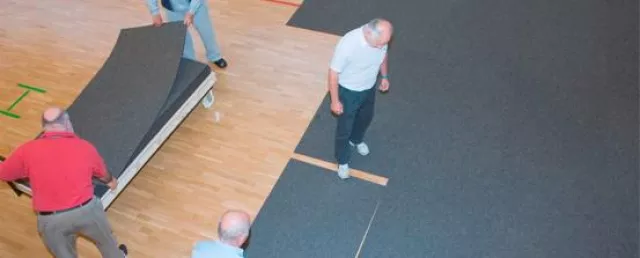 Hallenschutzmatten für Mehrzweckhallen - Flexibles Bodenmanagement führt zu Mehreinnahmen Bild: Hallenschutzmatten für Mehrzweckhallen - Flexibles Bodenmanagement führt zu Mehreinnahmen