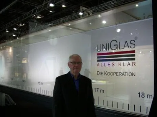 Bild: Weltrekord: Henze-Glas sorgt mit gigantischen Dimensionen für Aufsehen
