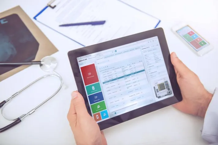 Bild: Medizingeräte-Management aus der Cloud mit IMSWARE.GO!