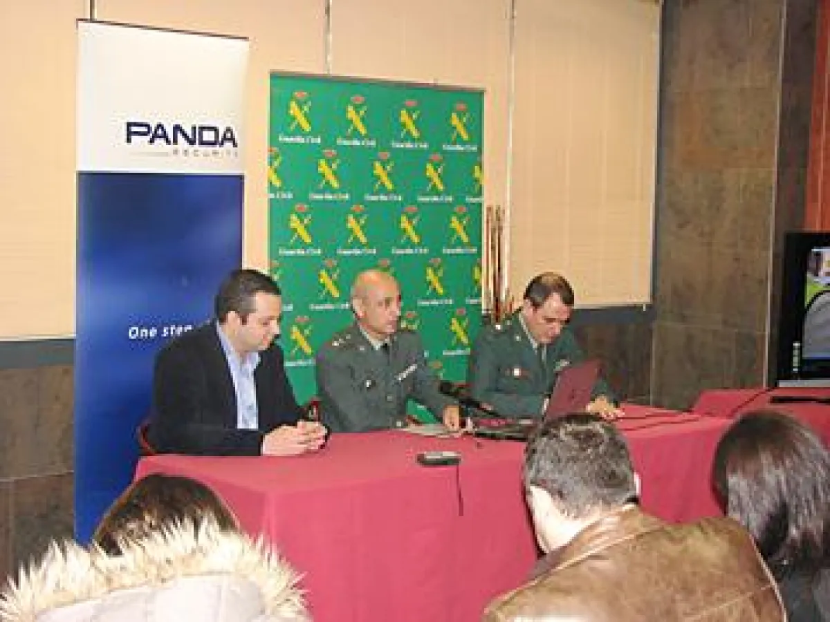 Luis Corrons, Director der Panda Labs, bei der Pressekonferenz zur Abschaltung von Mariposa
