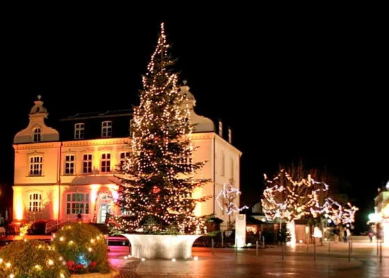 "Musikalischer Weihnachtsmarkt" Timmendorfer Strand Bild: "Musikalischer Weihnachtsmarkt" Timmendorfer Strand