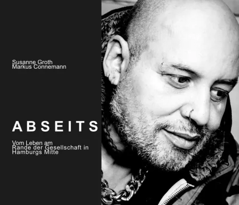 Bild: Autorenlesung aus dem Bildband ABSEITS im Jussi Krimicafé