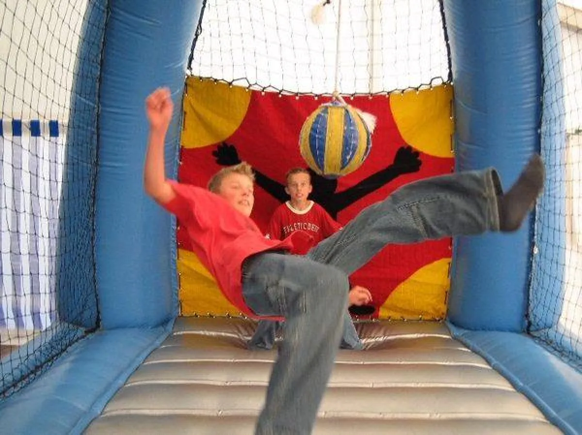 Der proteco Air Kick - Fallrückzieher ohne Blessuren.