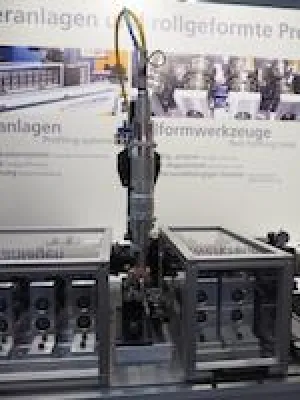Bild: PROFILMETALL auf der Euroblech: Verfahrensinnovation Rollformen mit Faserlaser sorgt für große Resonanz