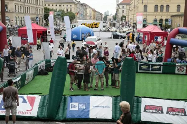 MLB Roadshow goes Europe Bild: MLB Roadshow goes Europe