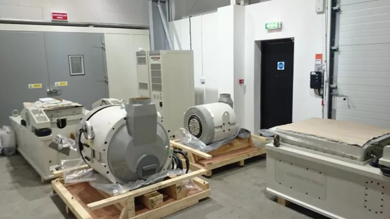 Bild: Schwingprüfgeräte-Hersteller IMV eröffnet einen neuen Produktionsstandort in England