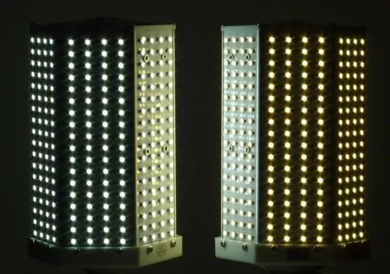 Bild: Warmweiße LED Retrofit Leuchtmittel für die öffentliche Beleuchtung