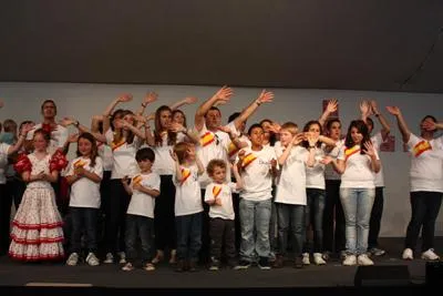 Gott wirkt Wunder auf der ganzen Welt – Rund 4000 Besucher beim Pfingstmissionsfest der Liebenzeller Mission Bild: Gott wirkt Wunder auf der ganzen Welt – Rund 4000 Besucher beim Pfingstmissionsfest der Liebenzeller Mission