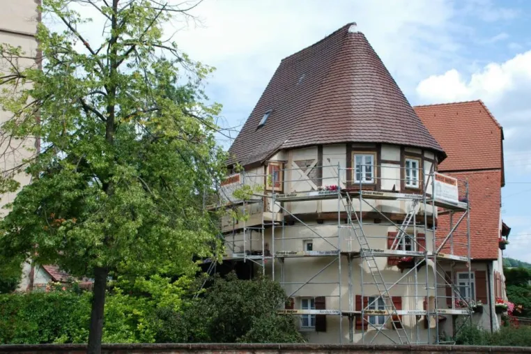 Stuckateurfachbetriebe sind vielseitige Experten am und im Bau Bild: Stuckateurfachbetriebe sind vielseitige Experten am und im Bau