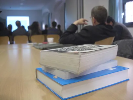Bild: AKADEMIE FÜR KINDERMEDIEN 2012/13 mit neuen Teilnehmern gestartet