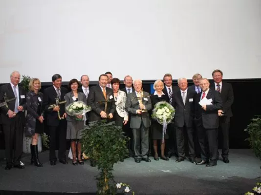 Vier Preisträger und mehr als 350 Gäste - Emsländischer Unternehmenspreis vergeben Bild: Vier Preisträger und mehr als 350 Gäste - Emsländischer Unternehmenspreis vergeben