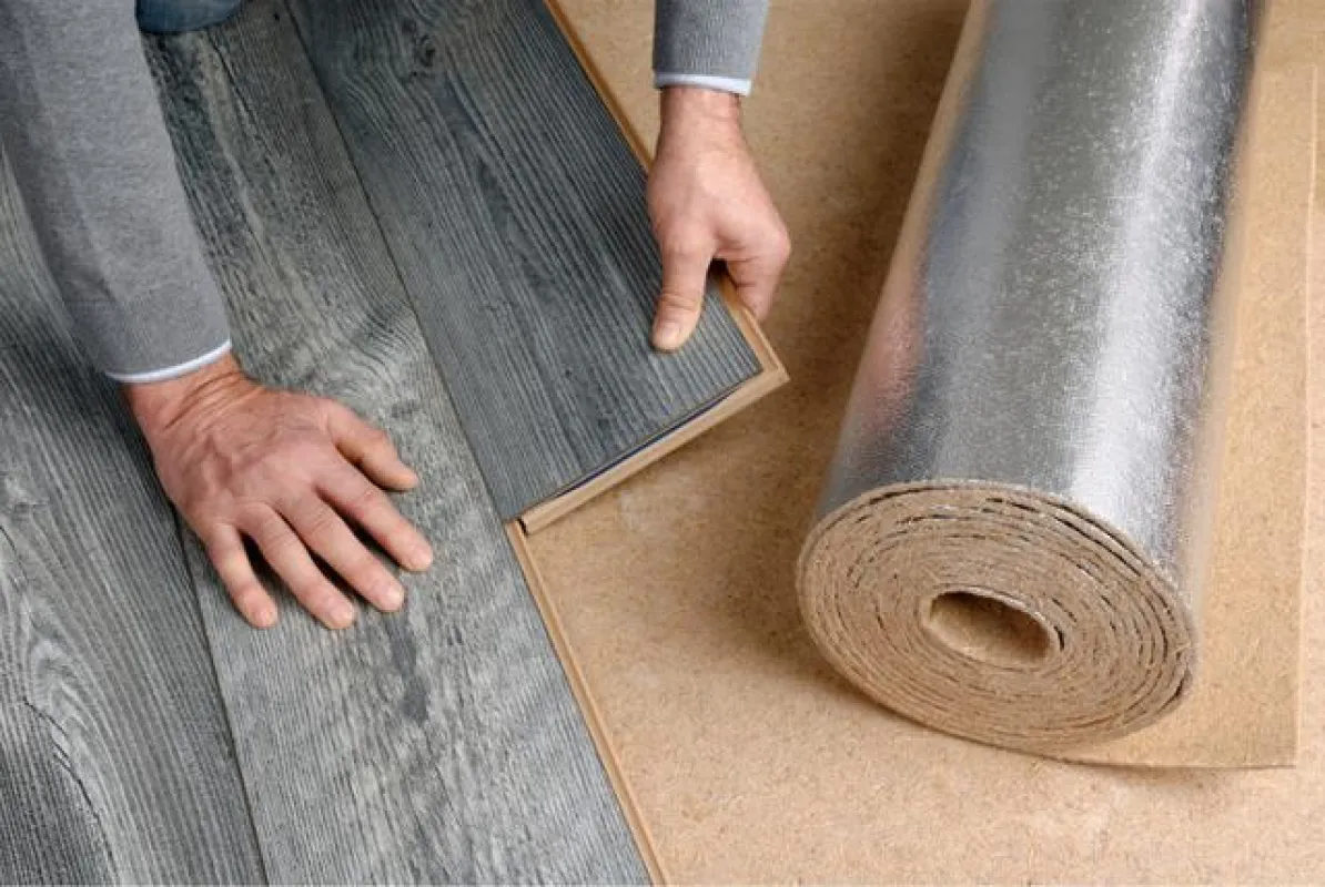 KRONOPLY silverline mit Alukaschierung