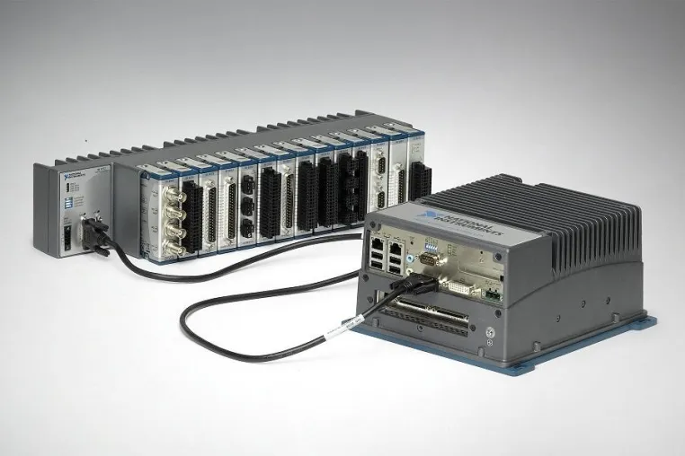 Bild: NI erweitert LabVIEW FPGA und I/O-Module der C-Serie um neues Erweiterungschassis mit hoher Kanalanzahl