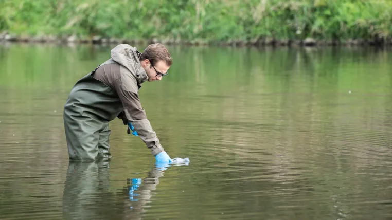 Erbinformation verrät Bewohner: 1.072 Arten in einem Eimer Wasser Bild: Erbinformation verrät Bewohner: 1.072 Arten in einem Eimer Wasser