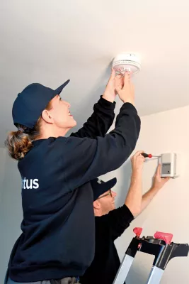 Notwendiger Austausch von Rauchwarnmeldern: Die Pflicht zur Kür machen Bild: Notwendiger Austausch von Rauchwarnmeldern: Die Pflicht zur Kür machen