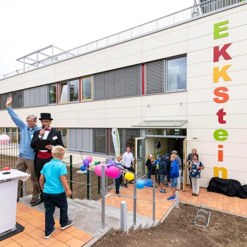 Bild: Familienhaus EKKStein feierlich eingeweiht