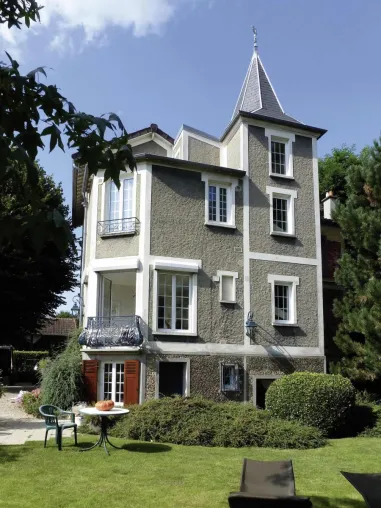 Individuelles Haustür-Design: Fenster Knaut als professioneller Begleiter Bild: Individuelles Haustür-Design: Fenster Knaut als professioneller Begleiter