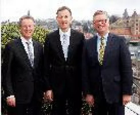 Bild: Wechsel im Vorstand der Kreissparkasse Esslingen-Nürtingen zum 1. April 2015.