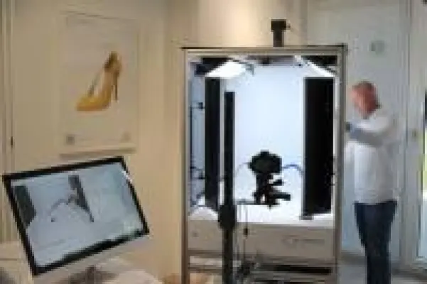 Bild: Automatisierte, standardisierte Produktfotografie für Werkzeughersteller