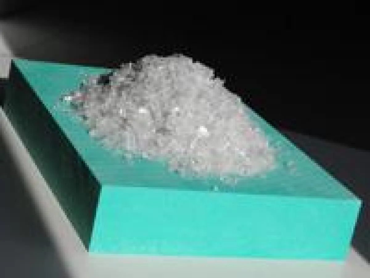 Das erste Blockmaterial aus PET-Flakes feiert auf der Euromold 2010 Premiere. RAMPF Tooling ist damit im Rennen um den Euromold Aw