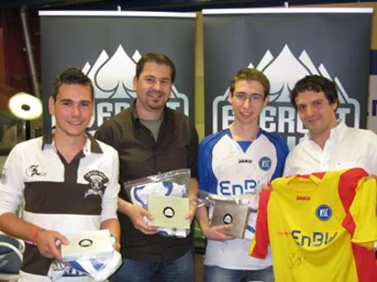 VIP Club Finale mit Karlsruher SC gab den Startschuss zur Everest Poker Soccer Challenge Bild: VIP Club Finale mit Karlsruher SC gab den Startschuss zur Everest Poker Soccer Challenge