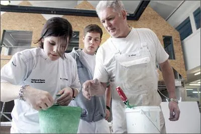 Berufsstart im Stuckateur-Handwerk - die Chance für junge Leute mit Unterstützungsbedarf Bild: Berufsstart im Stuckateur-Handwerk - die Chance für junge Leute mit Unterstützungsbedarf