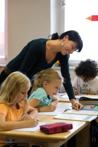 Schlechtes Halbjahreszeugnis - Was können Eltern tun? Bild: Schlechtes Halbjahreszeugnis - Was können Eltern tun?