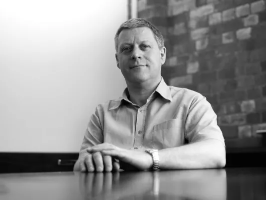 Bild: RDI bietet weltweit einen „Doktor in Business Administration (DBA)“ im Fernstudium an