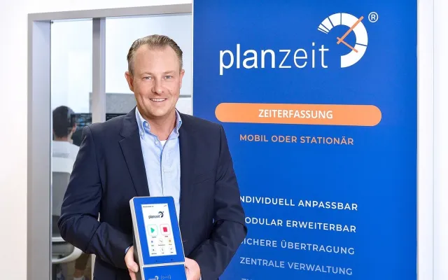 Bild: Die planzeit GmbH präsentiert innovative Workforce-Management-Lösungen auf der Zukunft Personal Süd 2025
