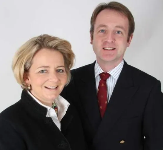 Bild: Niall Browne und Alice von Spee gründen Internatsberatung: BvS Education
