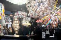 Glänzende Aussichten - die Hongkonger Lichtmessen im Oktober Bild: Glänzende Aussichten - die Hongkonger Lichtmessen im Oktober