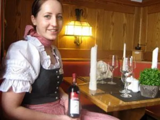 Bild: Eine stilvolle Alternative zu Wein: Die Perger Lucullus Saftcuvées