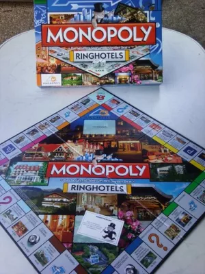 Bild: Hotel Dolce Vita in Bodenmais spielt Monopoly