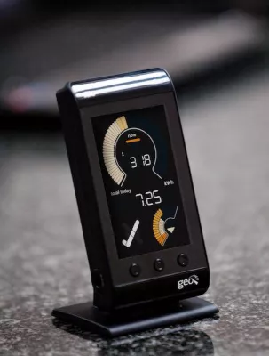 Display „Solo PV“: Mehr Transparenz bei der Stromerzeugung Bild: Display „Solo PV“: Mehr Transparenz bei der Stromerzeugung